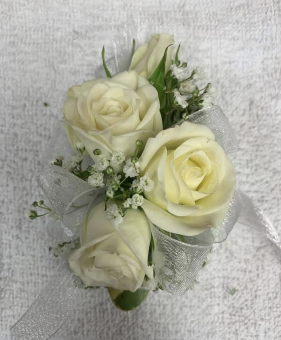 Flowers to Wear (Corsage, Boutonniere, Hair) - Image 8
