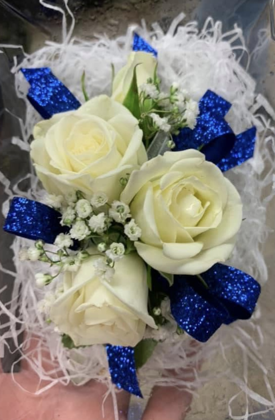 Flowers to Wear (Corsage, Boutonniere, Hair) - Image 11